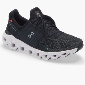 Like new On Cloudswift Running Shoe 9.5M Black Rock.
